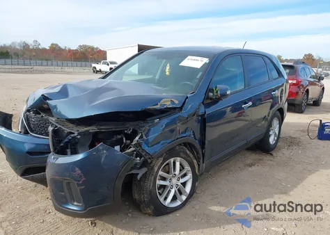 2014 Kia Sorento Lx from USA, damaged, VIN 5XYKT3A66EG511895